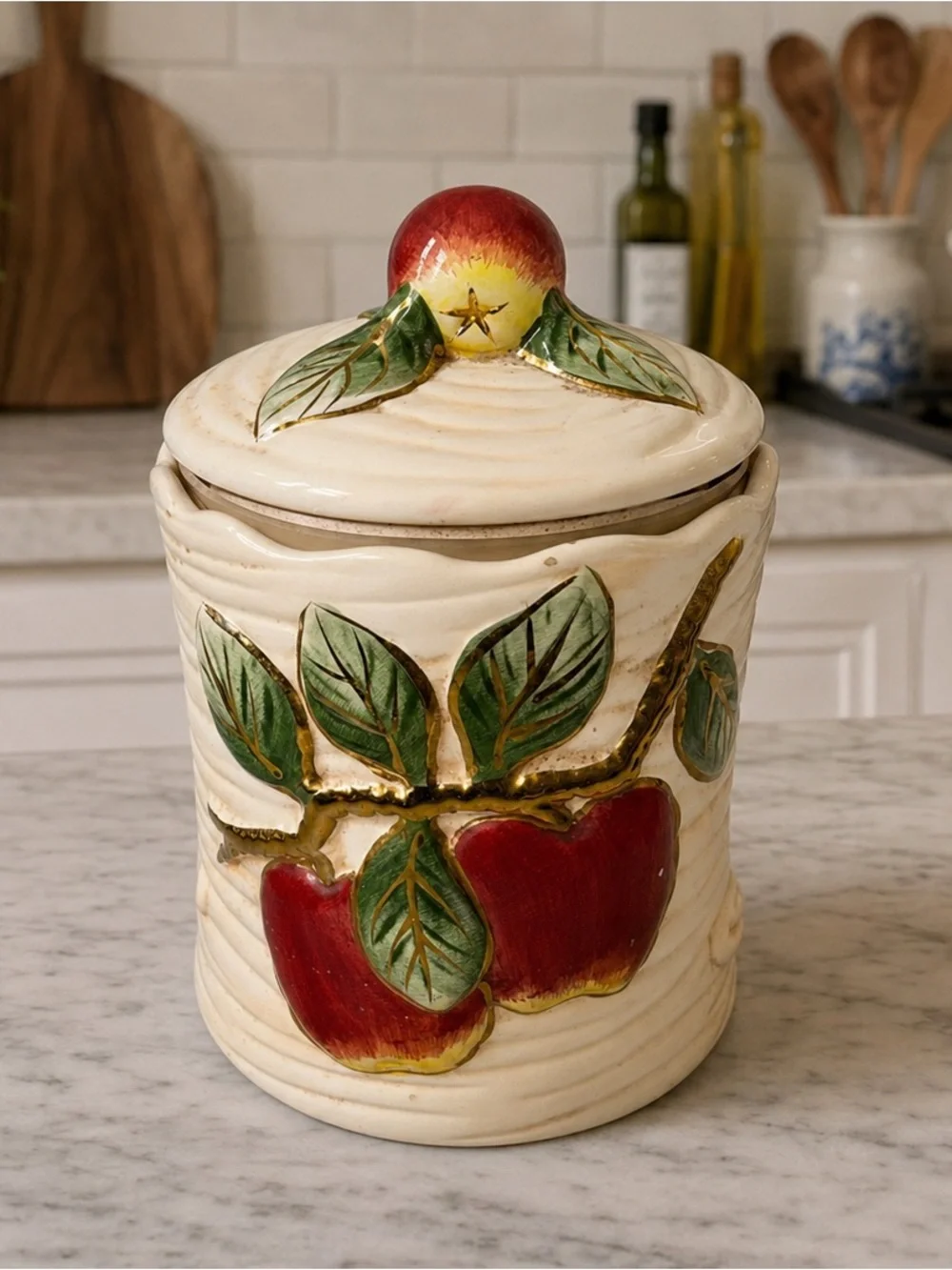 Vintage Franciscan Majolica Apple Ceramic Cookie Jar Cannister 3D